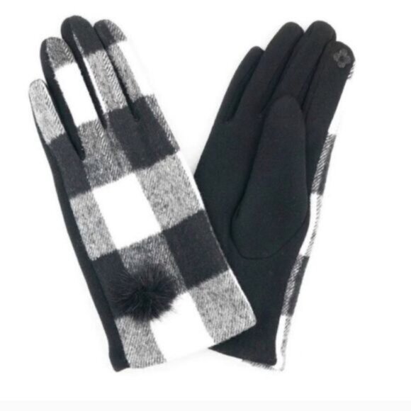 BUFFALO ANIMAL PRINT DUFFEL BAG/POM POM HAT & SMART GLOVES BUNDLE .  NEW - Picture 5 of 5